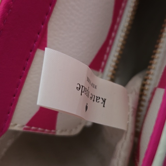 KATE SPADE BOW TOTE w/ Kate spade charm pink & white bow pattern 17 x 10 in - Picture 9 of 16